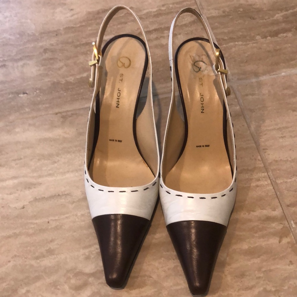 St John white and brown Leather kitten heels  size 8 Italy